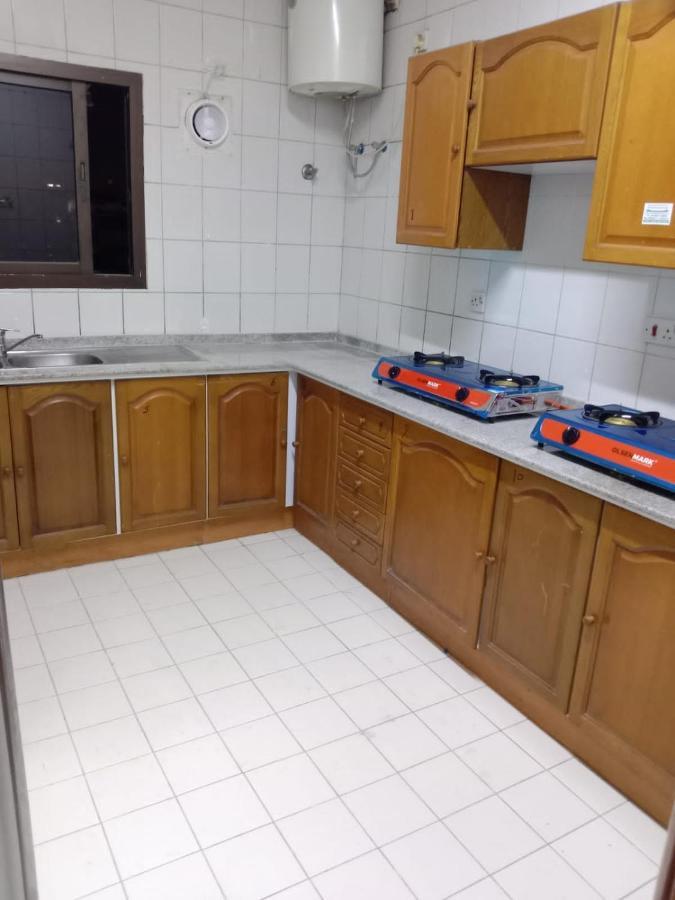 Abree Building New Hostel 迪拜 外观 照片