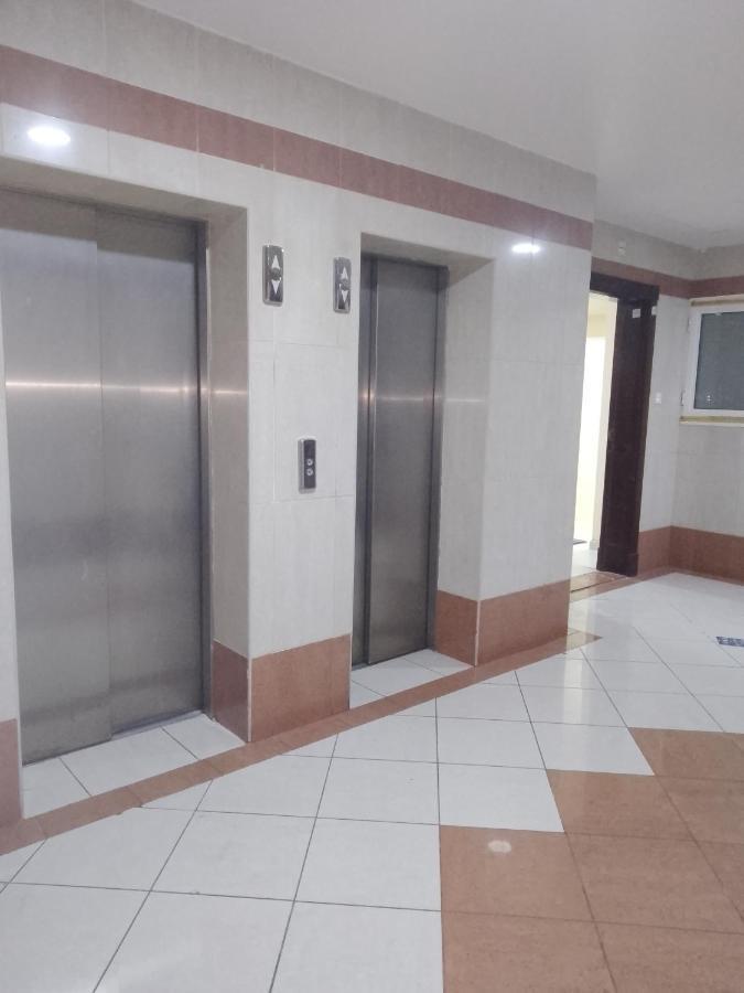 Abree Building New Hostel 迪拜 外观 照片